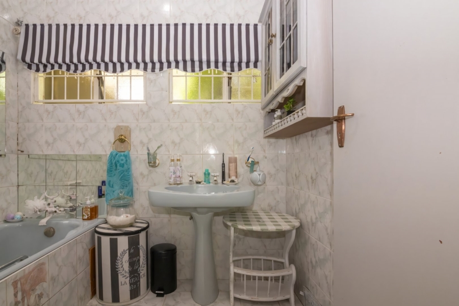 4 Bedroom Property for Sale in Wilgenhof Free State